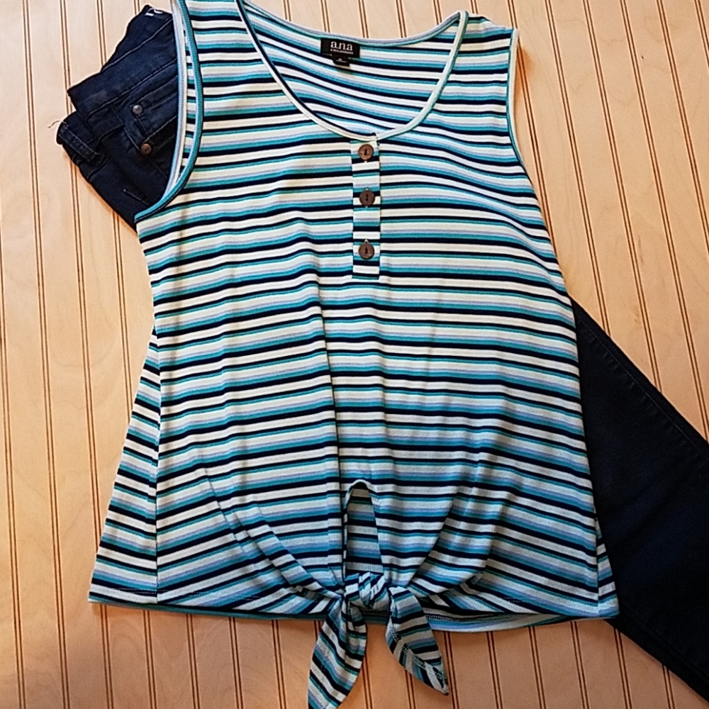Tank top - Picture 2 of 3